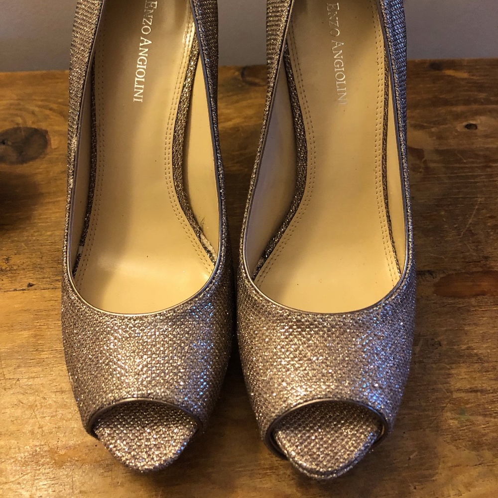 Women's Platform Pump - image 3